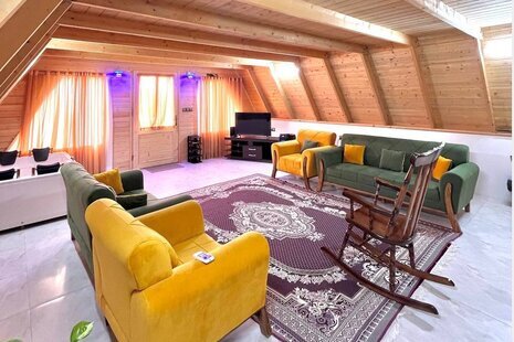 کلبه سوئیسی دوبلکس جکوزی دار در شیرگاه