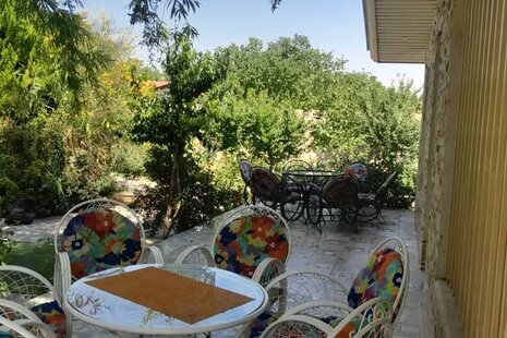 ویلا استخر روباز دوخواب در چهارباغ