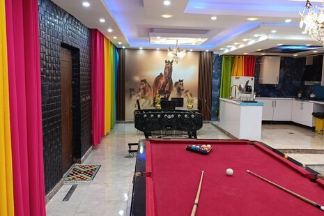 باغ ویلا استخردار دو خواب مبله در چهارباغ