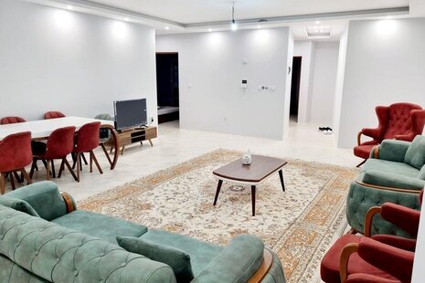 آپارتمان مبله سه خواب ارغوان 1 در شیراز