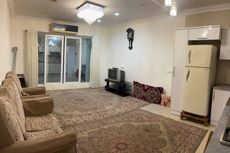 واحد مبله تکخواب در طبقه اول ویلای علی آباد