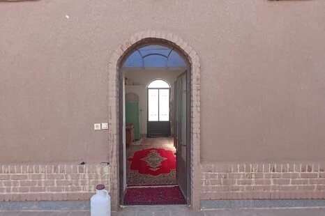 اتاق 2 قصر فیروزه در بومگردی گرمسار