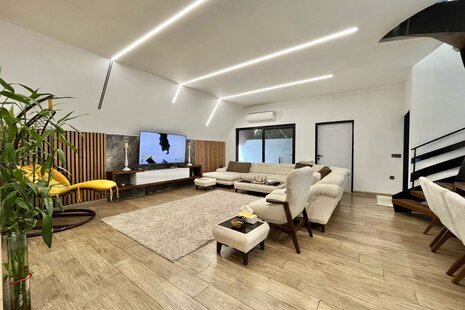 کلبه سوئیسی استخردار سه خواب هاوایی در محمودآباد