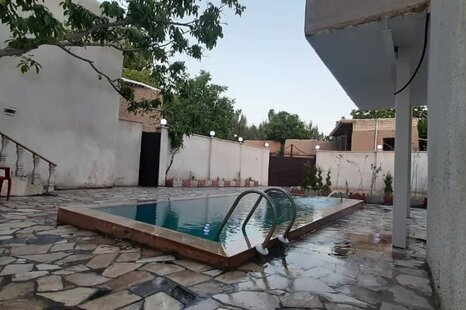 ویلا تکخواب مبله در باغ بهادران