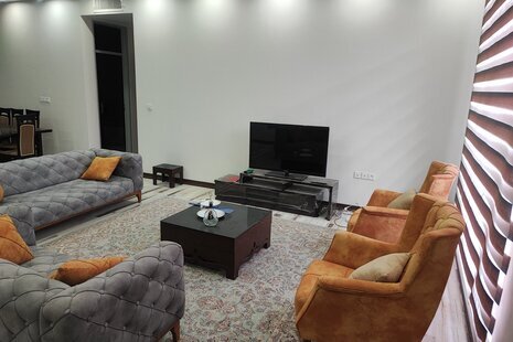 ویلا دوخواب استخردار کاج 1 در ساوجبلاغ