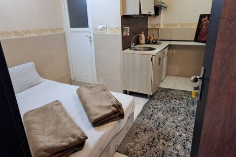 واحد 15 متری آرتین در مسافرخانه در مشهد