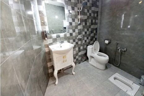 ویلا تریپلکس استخردارسرپوشیده دوخواب همراه با بیلیارد و ایرهاکی ملورین در رودهن