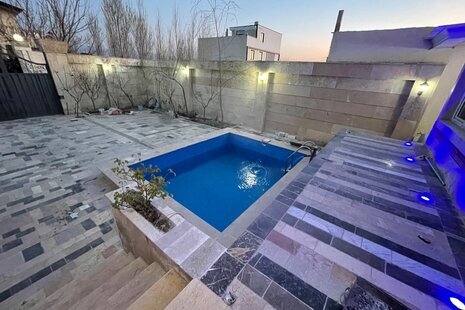 ویلا استخردار دوبلکس سه خواب هستی در رودهن