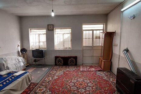 سوئیت سنتی مقبره خیام عطار در نیشابور