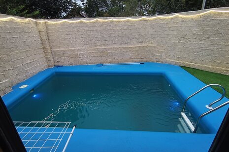 کلبه سوئیسی دوبلکس مبله تکخواب مجلسی در آستانه اشرفیه