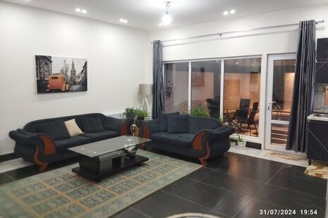 ویلا استخردار سرپوشیده آب گرم دوخواب لوکس در کردان