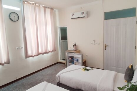 اتاق 2 تخته در هتل قم