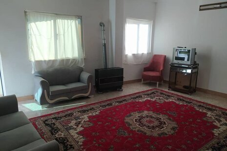 واحد مبله دوخواب در طبقه همکف ویلا قائمشهر