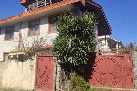 واحد دو خواب یاس در طبقه دوم ویلا لاهیجان