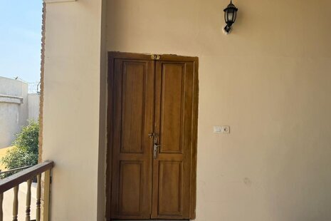 اتاق شماره 9 در اقامتگاه بومگردی شیراز