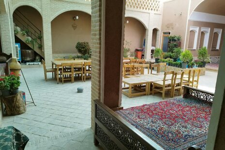 اتاق 12 متری شاباز در اقامتگاه بوم گردی ورزنه