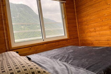 واحد مبله تک خواب در طبقه اول ویلا تنکابن