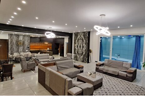 ویلا استخردار تریپلکس 4 خواب رضوان در نور