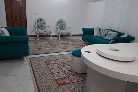 واحد در طبقه همکف مانلی شیرگاه