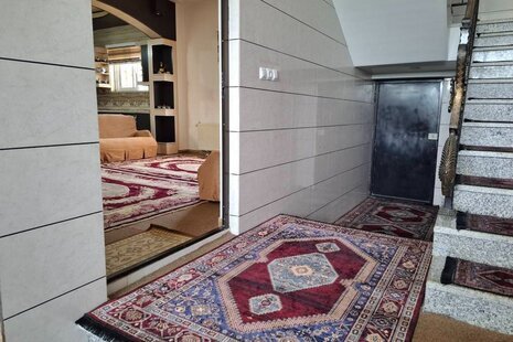 واحد مبله تکخواب در طبقه همکف ویلا در اسالم