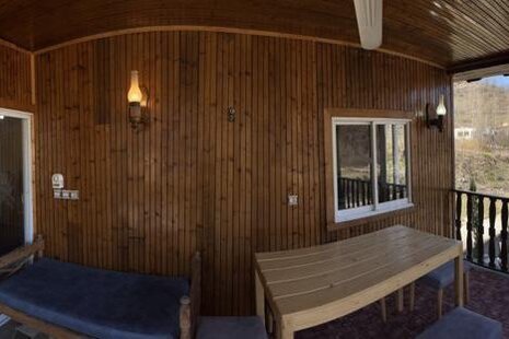 واحد تکخواب در طبقه اول کلبه شیرگاه