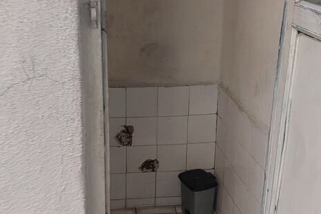 سوئیت مبله طبقه اول در خیابان کارگر جنوبی