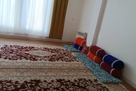 واحد تکخواب در طبقه دوم ویلا خانه ی مهر رودسر