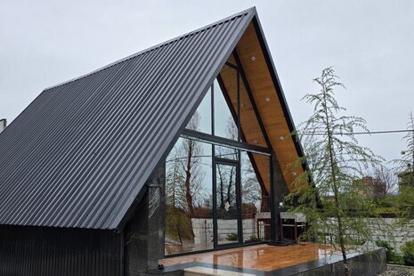 کلبه سوئیسی جکوزی دار دوخواب آراد در چالوس