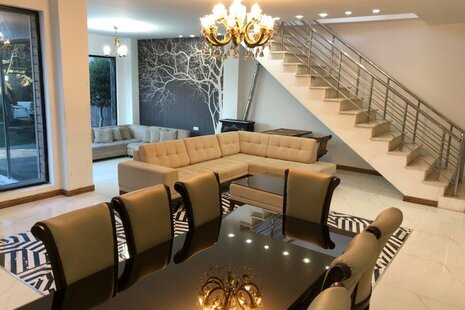 ویلا دوبلکس استخردار دو خواب در چهارباغ