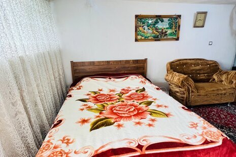 سوئیت واحد مبله در طبقه همکف ویلای رشت