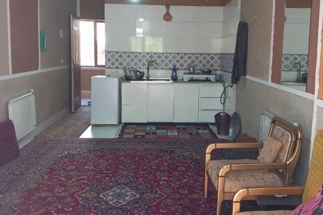 اتاق 30 متری واحد 4 در بومگردی ابیانه نطنز