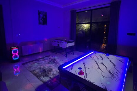 ویلا استخردار مبله دو خواب إما در کردان