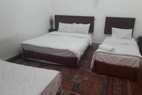 اتاق چهارنفره در هتل سنتی یزد