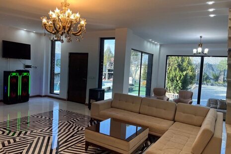 ویلا دوبلکس استخردار دو خواب در چهارباغ