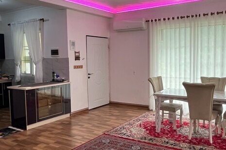 واحد تکخواب در طبقه اول ویلا شفت