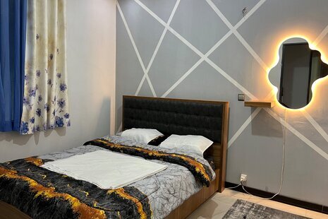 ویلا استخر آبگرم دوخواب ارغوان در چهارباغ