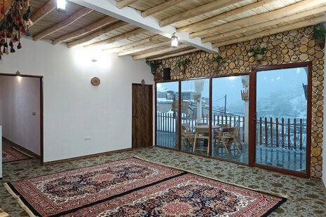 واحد خانه بهشت در اقامتگاه بومگردی برزک کاشان