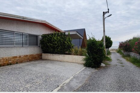 خانه ویلایی دو خوابه نارنجی در نور