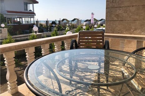 ویلا مبله دوخواب ساحلی مروارید 2 در بندرانزلی