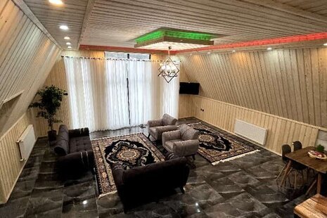 کلبه سوئیسی جکوزی دار جنگلی نور در ماسال