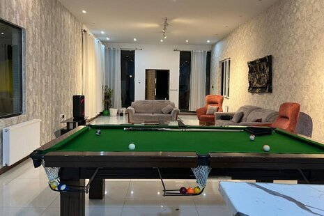 ویلا استخردار مبله دوخواب ستین در چهارباغ