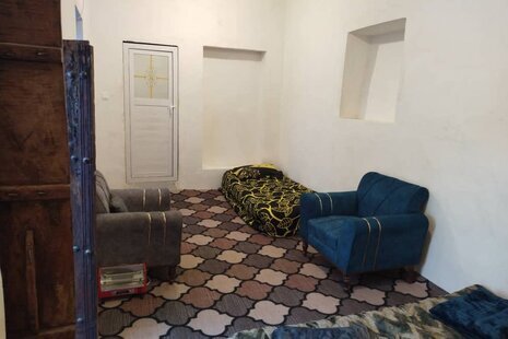 اتاق مبله کالینگ در اقامتگاه بومگردی قشم