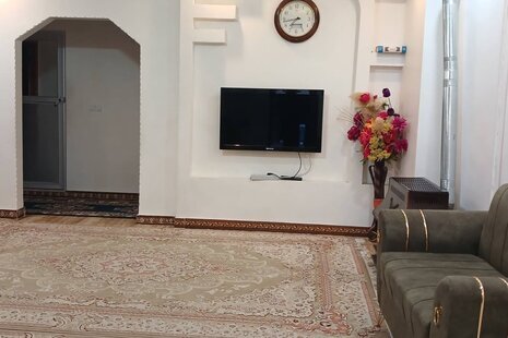 واحد مبله سه خواب در طبقه همکف ویلا در فومن