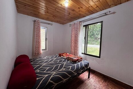 واحد مبله دوخواب در طبقه دوم ویلا اسالم