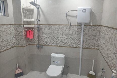 واحد تکخواب در طبقه همکف ویلا در رامسر