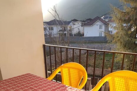 واحد دوخواب در طبقه اول ویلا در کلاردشت