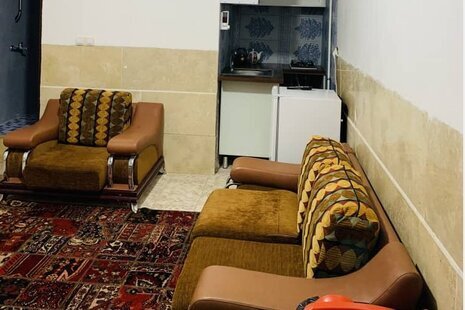 سوئیت مبله دو نفره 2 در هتل باغ کرمان