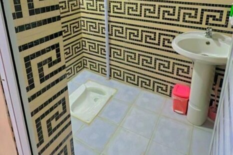 اتاق 203 در هتل آپارتمان شیراز