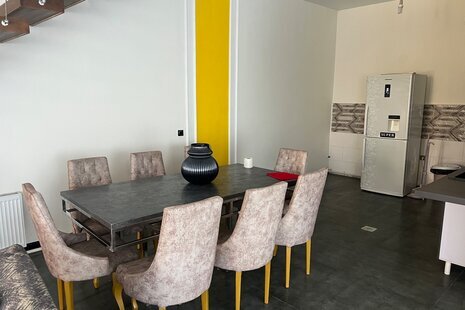 ویلا دوبلکس استخردار دوخواب مشکی در کردان