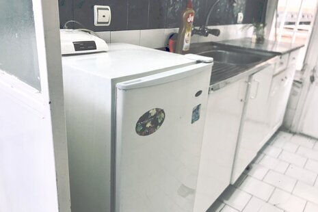 آپارتمان مبله تکخواب در میدان انقلاب